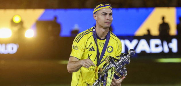رونالدو يكتب التاريخ: الدون ينضم إلى قائمة قادة النصر الأبطال في دوري المحترفين