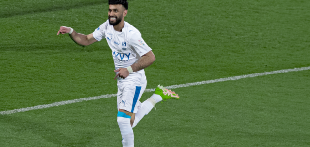 إنجاز تاريخي بلا تتويج.. الهلال ينهي الدوري السعودي دون هزيمة ويفقد اللقب لصالح النصر