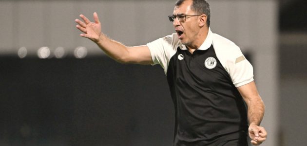 الفيحاء يفاوض كاريلي لقيادة الفريق في الموسم الجديد بعد رحيل بيدرو إيمانويل