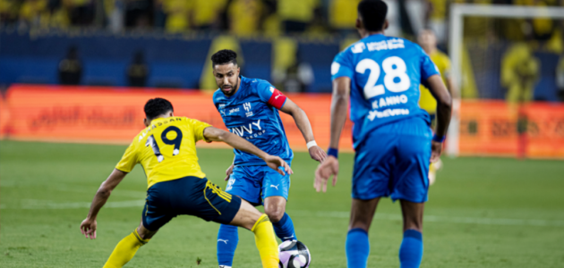 ضربة موجعة للهلال.. إصابة سالم الدوسري وكريم بنزيما عقب ديربي النصر