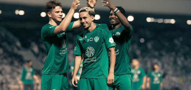 الأهلي يودع دوري روشن برباعية مكررة في شباك الخليج