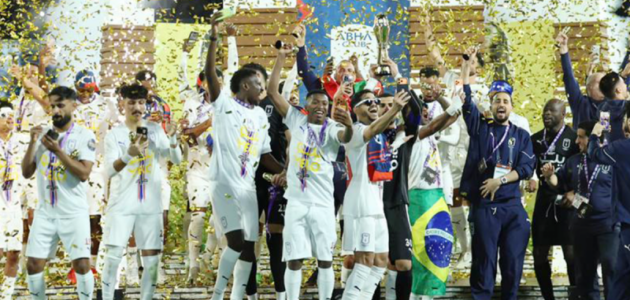 رسمياً.. نادي أبها يتوج بلقب دوري يلو في ليلة احتفالية تاريخية بمنطقة عسير