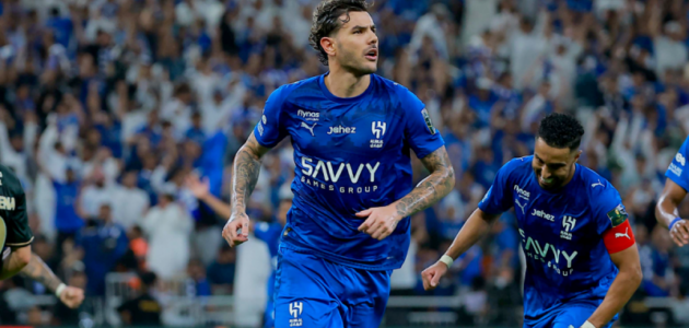 تطورات إصابة ثيو هرنانديز.. الهلال يبدأ التحضير لـ ‘ديربي اللقب’ أمام النصر