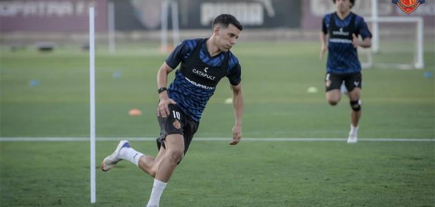 حقيقة معاقبة أحمد بلحاج بعد إهدار ركلة الجزاء أمام الزمالك.. مصدر من سيراميكا كليوباترا يحسم الجدل