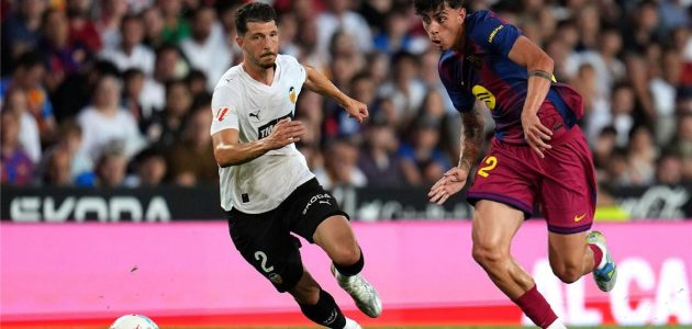 رجل مباراة برشلونة وفالنسيا في ختام الدوري الإسباني وتكريم خاص لـ ليفاندوفسكي