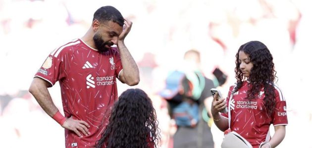 دموع الوداع في الأنفيلد.. محمد صلاح يكتب السطر الأخير في مسيرته الأسطورية مع ليفربول