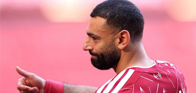 مايكل أوين يختار بديل محمد صلاح المثالي في ليفربول بعد رحيله الرسمي
