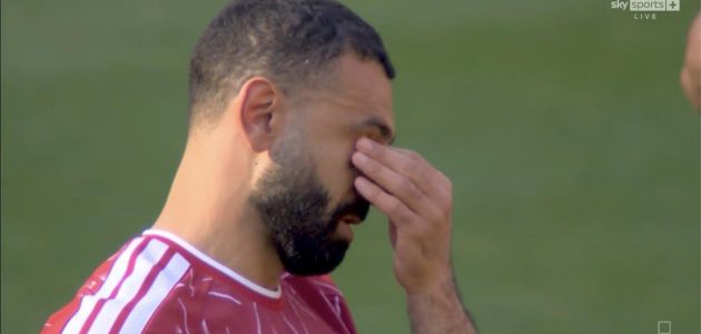 وداعية تاريخية بالدموع.. محمد صلاح يصنع أسيست الوداع لـ ليفربول ويغادر أنفيلد باكيًا