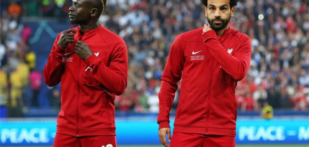 نجم السنغال يفضل ساديو ماني على محمد صلاح ويكشف عن السبب الحقيقي