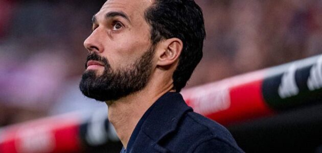 أربيلوا يطارد إنجاز ألونسو وزيدان.. كلاسيكو الحسم بين ريال مدريد وبرشلونة في كامب نو