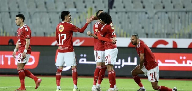 غيابات مؤثرة في صفوف الأهلي قبل مواجهة الزمالك في الدوري المصري