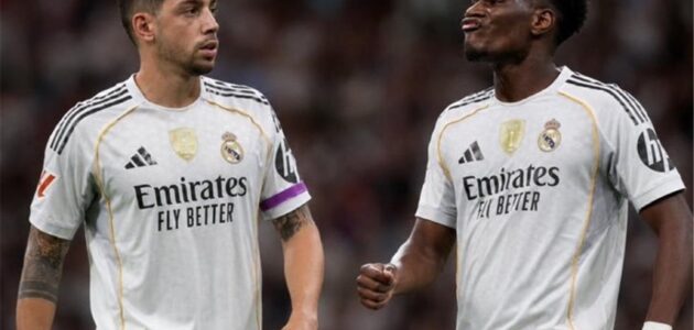 انفجار الأوضاع في ريال مدريد.. مشاجرة فالفيردي وتشواميني تفتح ملف “الجاسوس” قبل الكلاسيكو