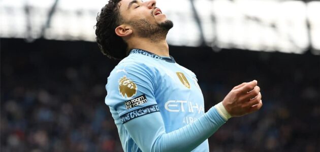 لغز استبعاد عمر مرموش.. صانع محتوى إنجليزي يكشف سر تجاهل جوارديولا للنجم المصري في مانشستر سيتي