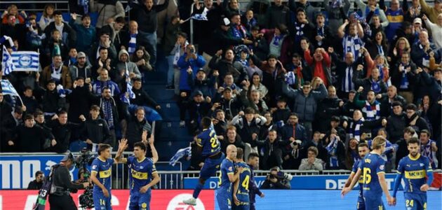 فيديو.. إبراهيما دياتيه يباغت برشلونة ويمنح التقدم لديبورتيفو ألافيس في الدوري الإسباني