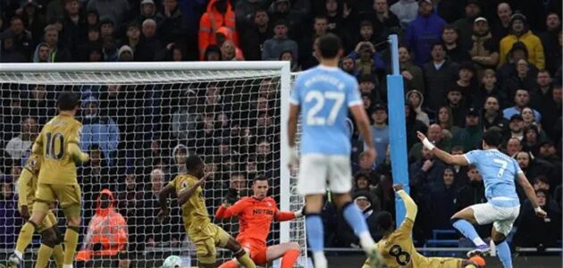 جماهير مانشستر سيتي تنفجر حماساً بعد توهج عمر مرموش أمام كريستال بالاس: لا تكرروا خطأ ألفاريز!