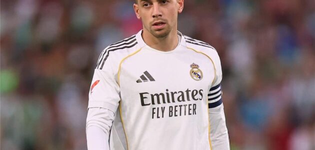 باريس سان جيرمان يترقب.. هل يرحل فيديريكو فالفيردي عن ريال مدريد بعد أزمة تشواميني؟