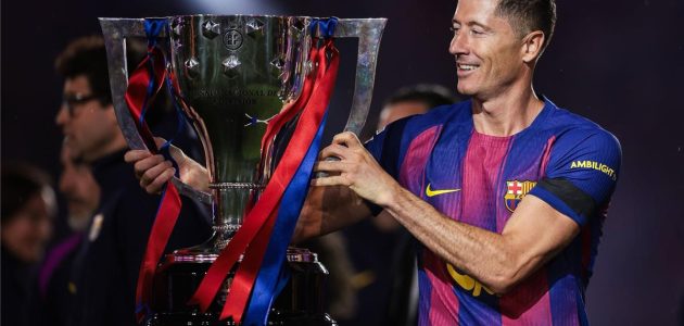 تحرك عاجل من ديكو.. برشلونة يحدد “خليفة ليفاندوفسكي” في الدوري الإنجليزي