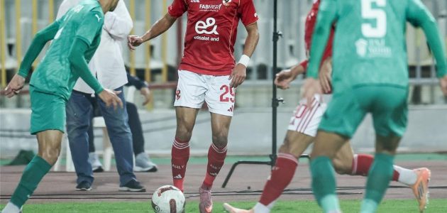 رسمياً.. أمين عمر حكماً لقمة الأهلي والمصري في ختام مثير للدوري المصري