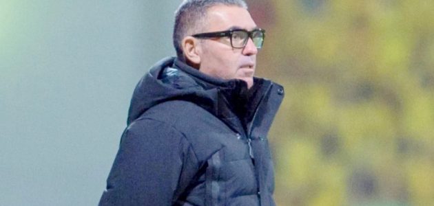 رسمياً.. نادي الحزم يجدد ثقته في المدرب التونسي جلال قادري لموسم إضافي