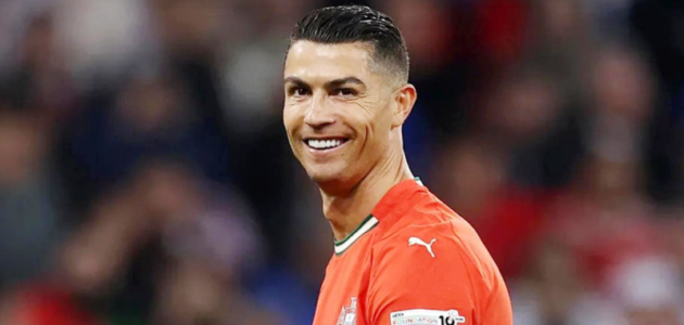 رونالدو وكانسيلو يقودان تشكيلة منتخب البرتغال الأساسية لمواجهة تشيلي الودية