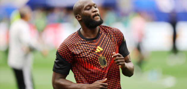 روميلو لوكاكو يقود بلجيكا في مواجهة إيران: التحدي الكبير لكأس العالم