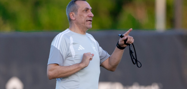خطة دونيس لتجهيز المنتخب السعودي لمونديال 2026: فرصة البدلاء أمام بورتوريكو والقوة الضاربة ضد السنغال