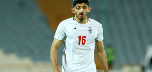 أزمة تأشيرة مفاجئة تهدد مشاركة النجم الإيراني مهدي ترابي في كأس العالم