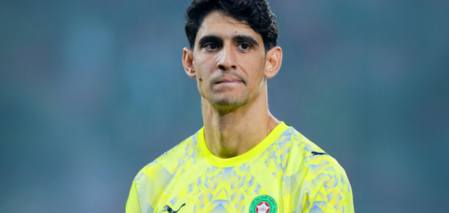 ياسين بونو.. السد المنيع الذي يكتب التاريخ مع الهلال وأسود الأطلس