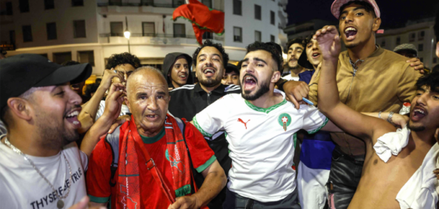 حملة اعتقالات هولندية بعد انتصار المغرب على الهولنديين في كأس العالم