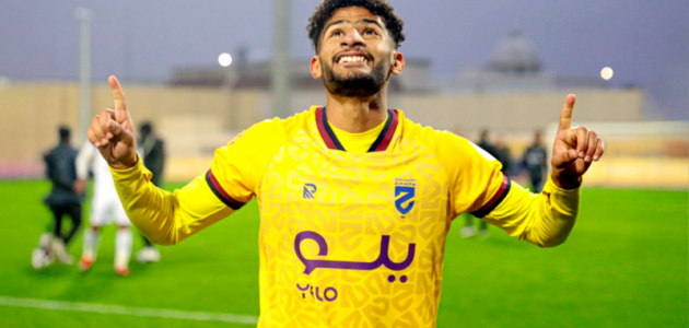 محمد الصاعدي ينتقل إلى التعاون: الصفقات الكبرى في سوق الانتقالات