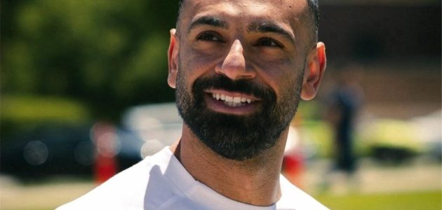 محمد صلاح يحقق حلم مشجع في كليفلاند أثناء تحضيرات منتخب مصر لكأس العالم
