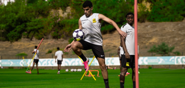إصابة حامد الغامدي تهدد مستقبل الاتحاد في الموسم الجديد