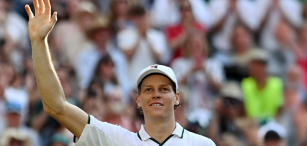 يانيك سينر يصعد إلى نهائي ويمبلدون بفوزه على نوفاك ديوكوفيتش: التحدي الكبير للفوز باللقب