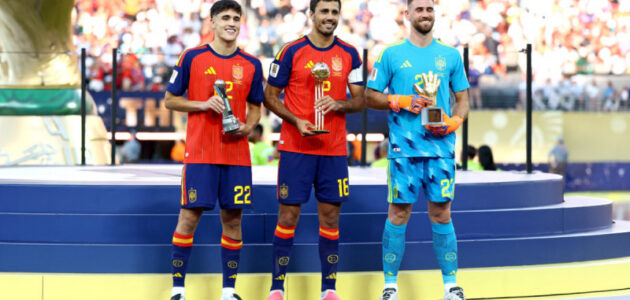 إسبانيا تحصد جوائز كأس العالم 2026: رودري وسيمنون وكوبارسي يبرزون