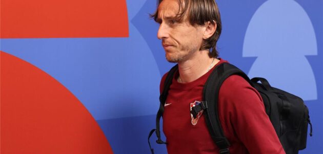لوكا مودريتش ينتقد نظام تقنية الفيديو بعد خروج كرواتيا من كأس العالم 2026