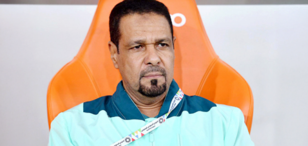 الأهلي يواجه أوكلاند: حذر يوسف عنبر يرفع حواجز الدفاع