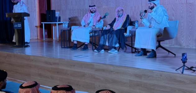 القرني ونغموش يرفضان التقليد في عالم الشعر