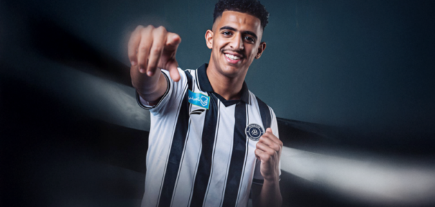 عبد العزيز الهدهود ينتقل إلى نادي الشباب لمدة 3 أعوام.. اللاعب الجديد في دوري روشن السعودي