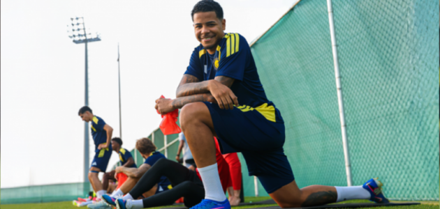 ويسلي تيكسيرا يغادر النصر.. كروزيرو ينهي الصفقة بنجاح